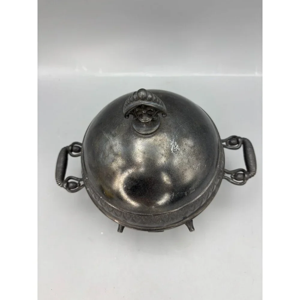 1880s Butter Dome Wilcox Silverplate Meriden Quadruple Cows Maiden Footed